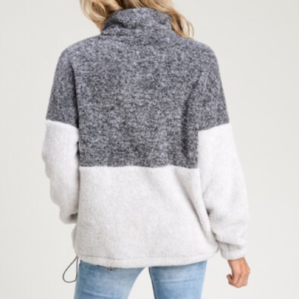 Last 1 S ! New Amazing Fuzzy Pullover Sweater - Picture 6 of 6